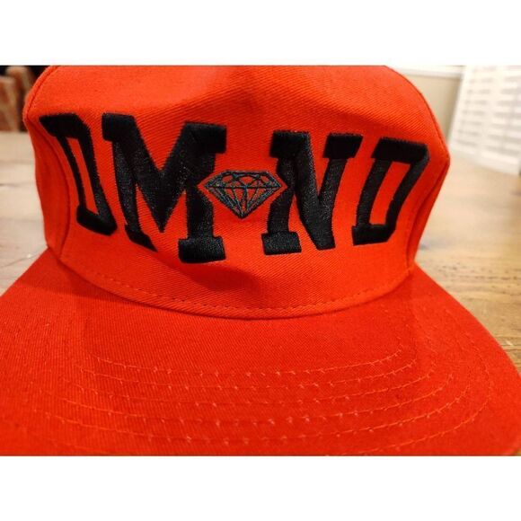 DIAMOND SUPPLY COMPANY RED LOGO CAP NWOT ADJUSTABLE STRAP - Picture 3 of 4